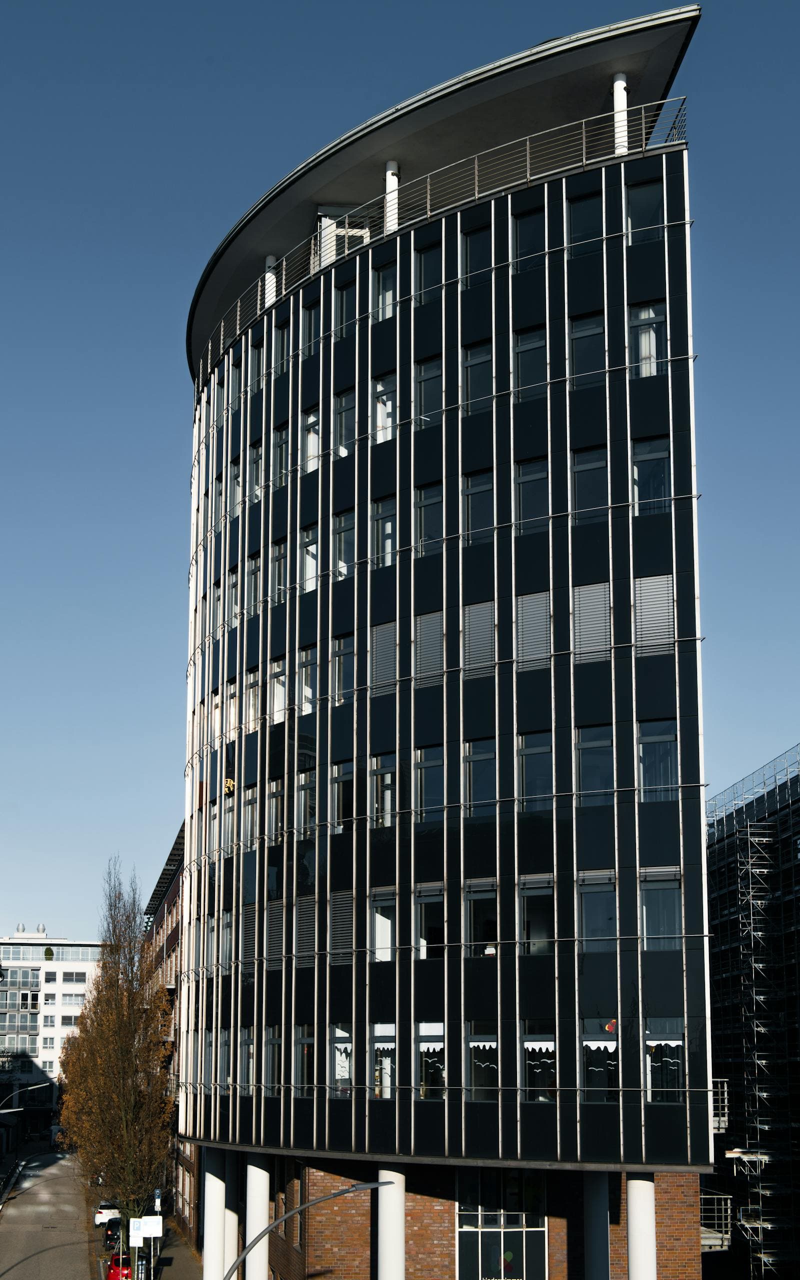 Modernes Bürogebäude in Hamburg – ladungsfähige Firmenadresse zum Mieten
