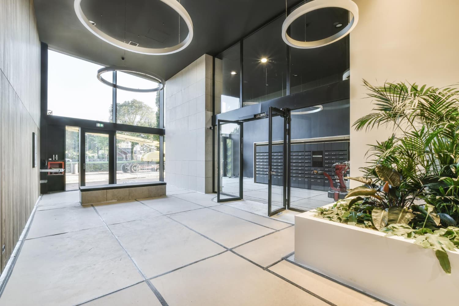 Moderne Geschäftsadresse - Professionelles Business Center